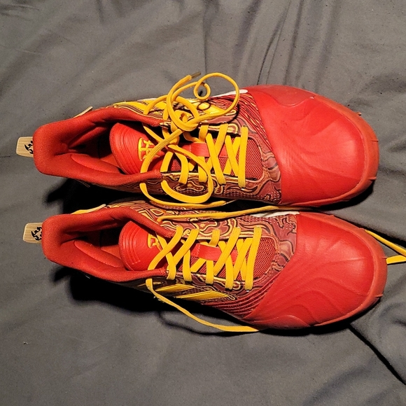 Addidas - Picture 1 of 3